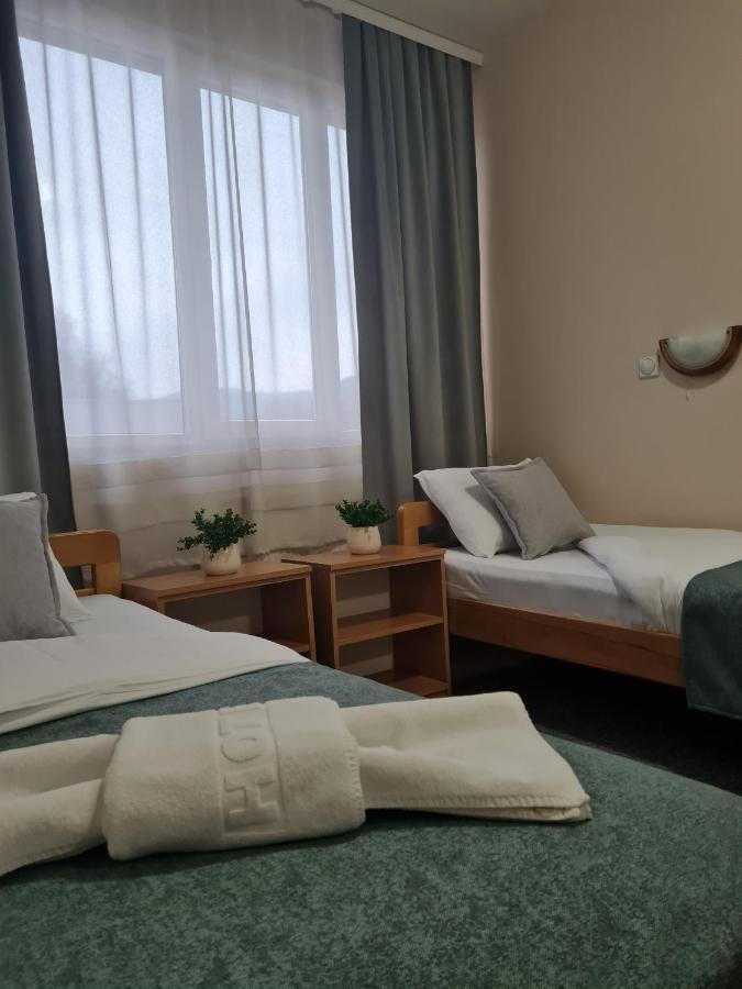 Garni Hotel Alma بايرت المظهر الخارجي الصورة