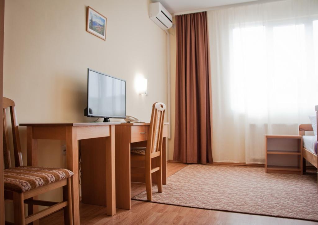Garni Hotel Alma بايرت المظهر الخارجي الصورة