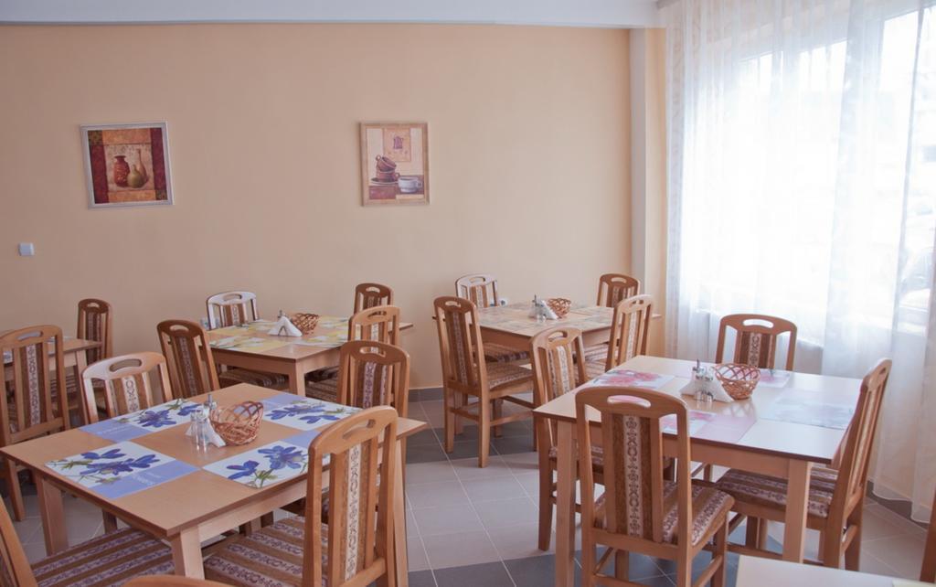 Garni Hotel Alma بايرت المظهر الخارجي الصورة
